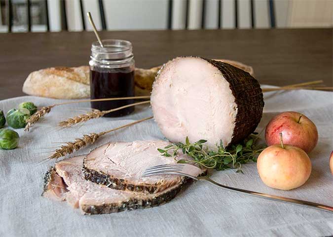 Savustettuja kalkkunatuotteita